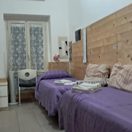 Dimoramadonnella Apartment Bari Bagian luar foto