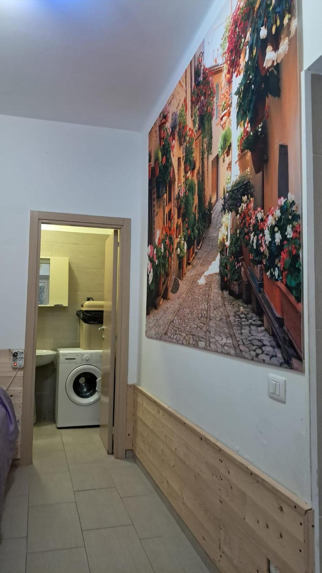 Dimoramadonnella Apartment Bari Bagian luar foto